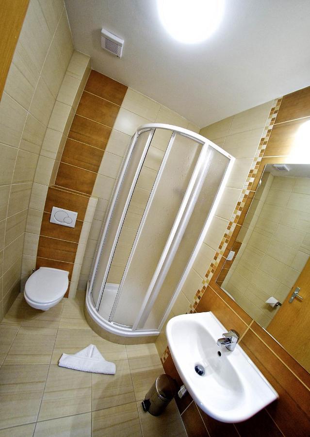 Privat Galfy Hotel วิสโซเค ดาตรี ภายนอก รูปภาพ