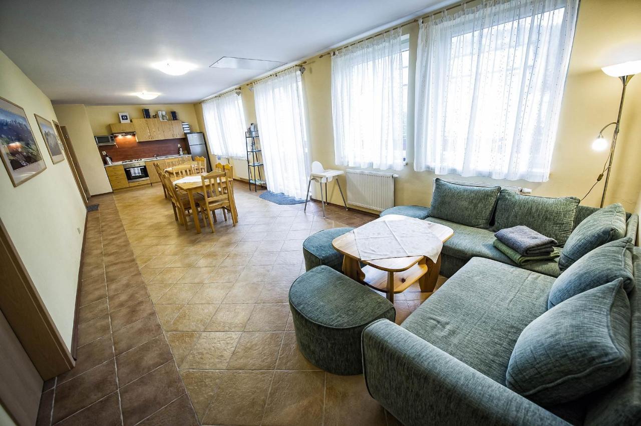 Privat Galfy Hotel วิสโซเค ดาตรี ภายนอก รูปภาพ
