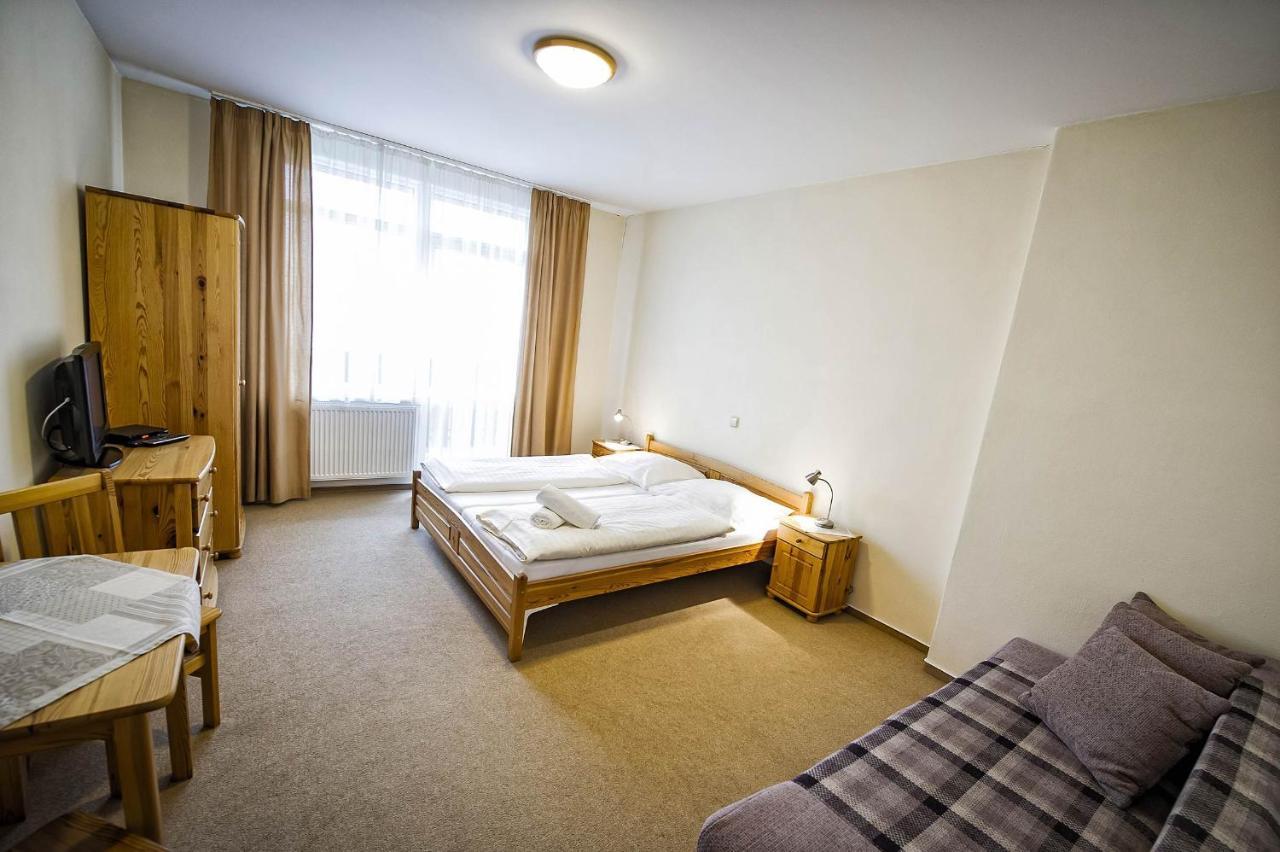 Privat Galfy Hotel วิสโซเค ดาตรี ภายนอก รูปภาพ