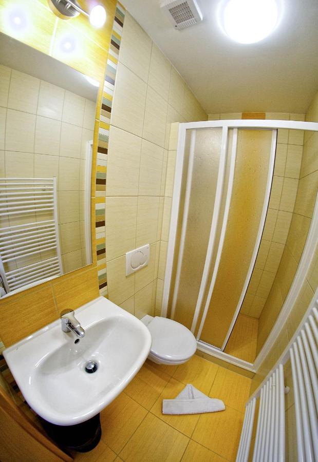 Privat Galfy Hotel วิสโซเค ดาตรี ภายนอก รูปภาพ